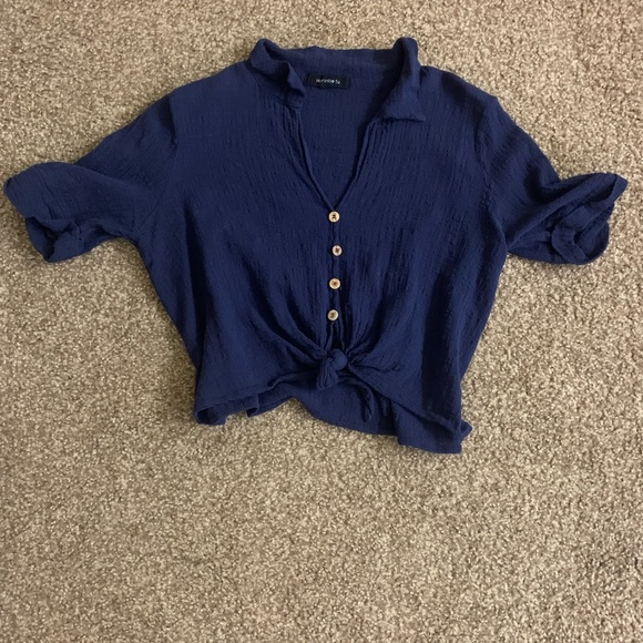 Navy Blue Cropped Blouse - Picture 1 of 2